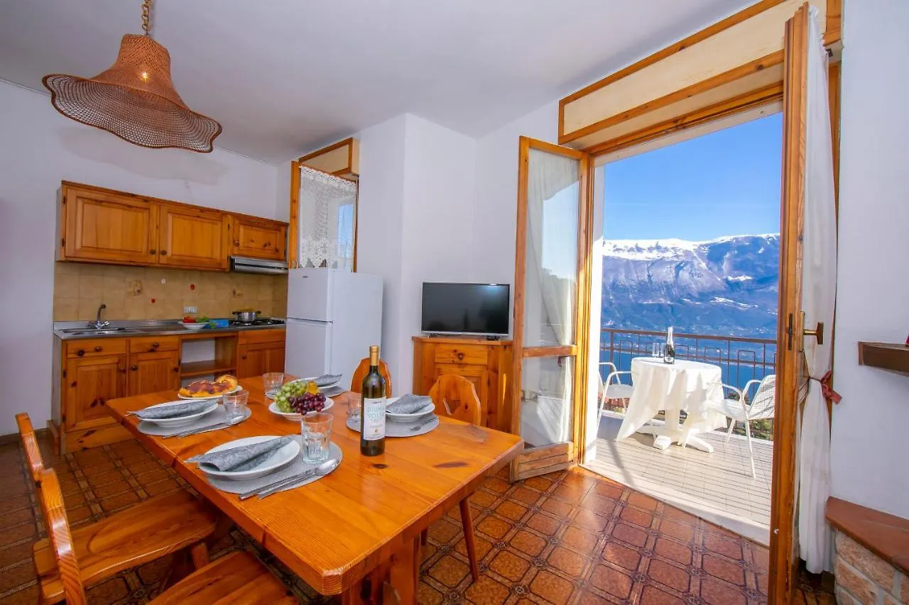 Apartment Appartamenti Secrel Tremosine Italy